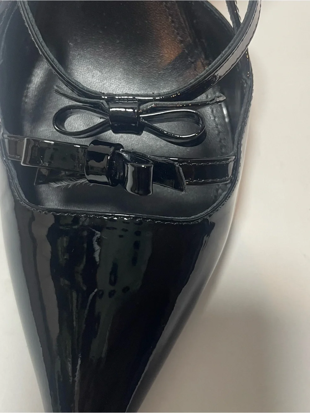 Larroudé Black Patent Leather Bow Slingback Stiletto Heels Size 7